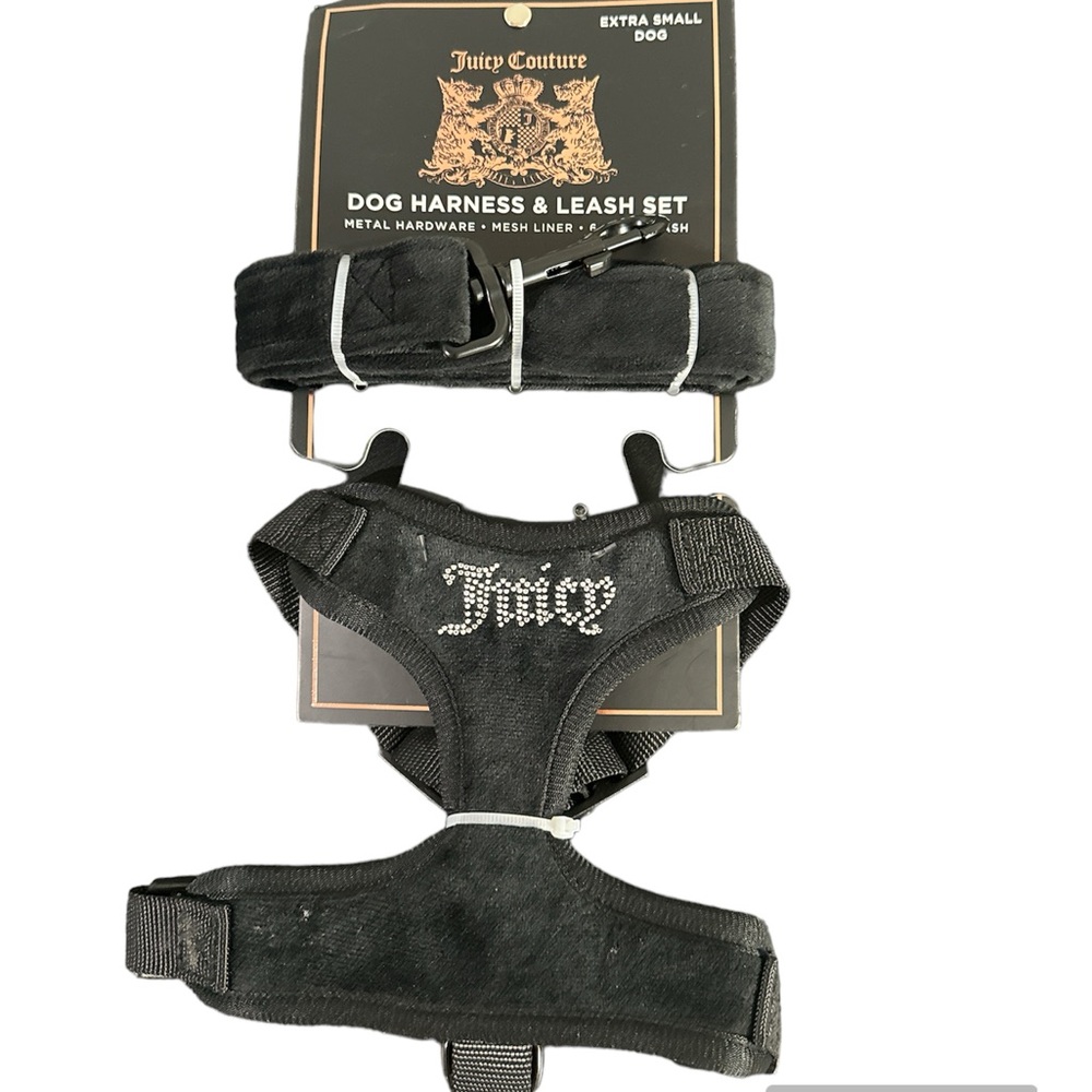 Juicy Couture Dog Harness & Leash